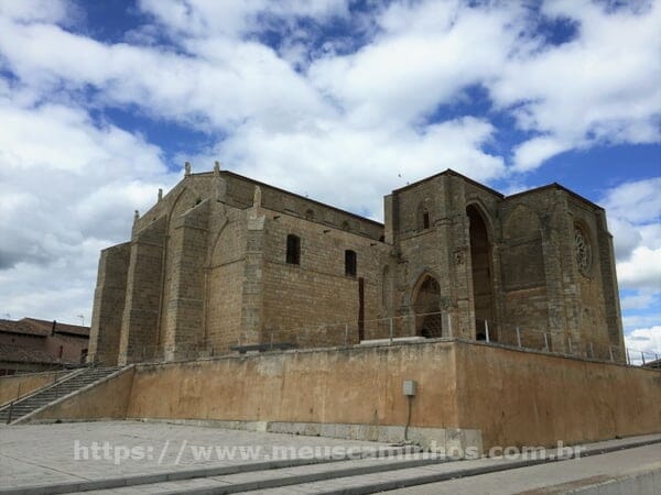 Igreja de Santa Maria la Blanca em Villalcazar de Sirga