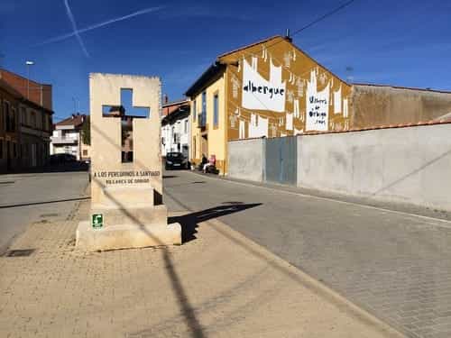 Foto do albergue de Villares de Órbigo.