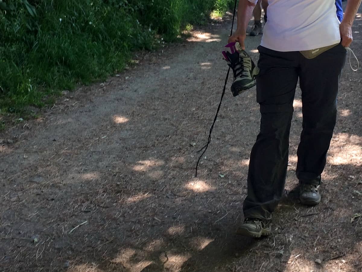 bota perdida no Caminho de Santiago